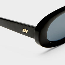 Load image into Gallery viewer, Outta Love Sunglasses | Black