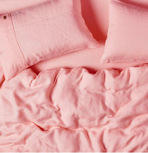 Load image into Gallery viewer, Kip & Co scallop shell linen single quilt cover