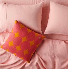 Load image into Gallery viewer, Kip & Co scallop shell linen single quilt cover