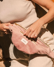 Load image into Gallery viewer, Recitem Flora dusty pink velvet bumbag
