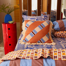 Load image into Gallery viewer, ALEJANDRO JACQUARD KNIT CUSHION