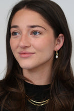 Load image into Gallery viewer, Prue Earring | Gold + Freshwater Pearl