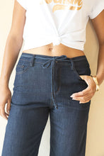 Load image into Gallery viewer, Ivy Barrel Jean | Dark Blue