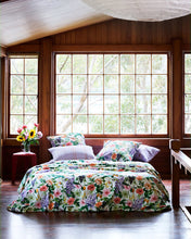 Load image into Gallery viewer, Spring In The Air Quilt Cover | King