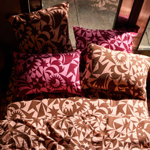 Load image into Gallery viewer, Nora Pillowcase Set | Carnelian | Linen
