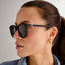 Load image into Gallery viewer, Fire Starter Sunglasses | Black Rubber
