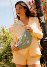 Load image into Gallery viewer, Recitem Silvio green canvas bumbag
