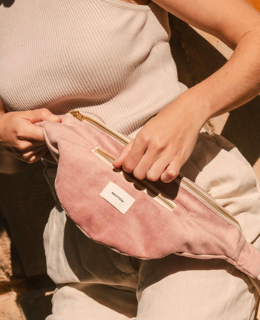 Recitem Flora dusty pink velvet bumbag