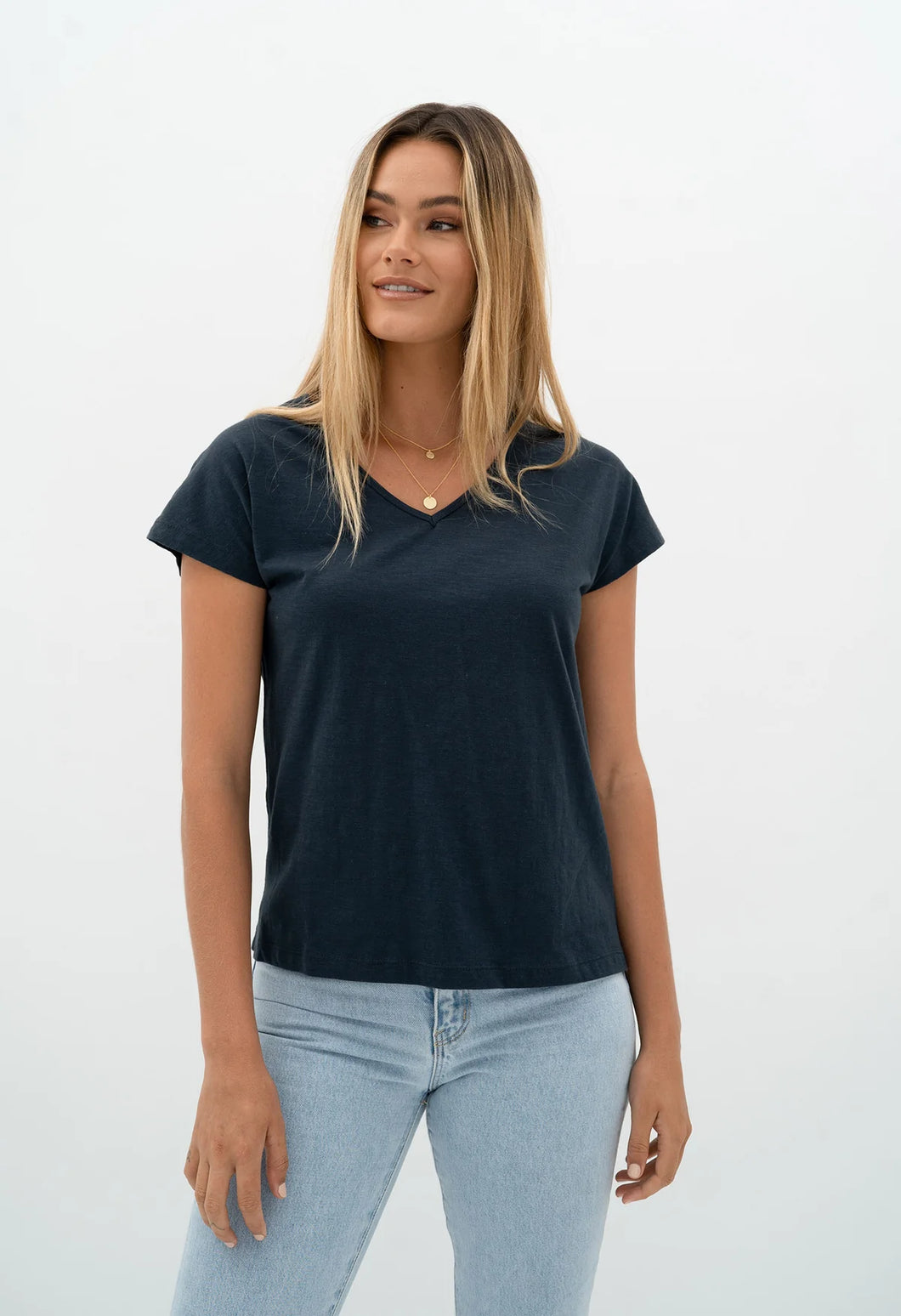 Must Have V-Neck Tee in Navy