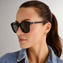 Load image into Gallery viewer, Bandwagon Sunglasses | Black Rubber
