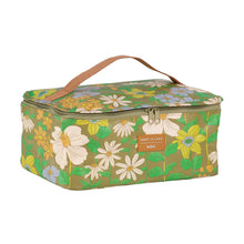Load image into Gallery viewer, Toiletry Stash Bag Sage x Clare &amp;  Kollab Flori
