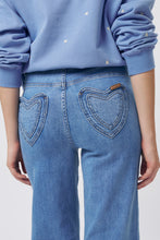 Load image into Gallery viewer, Freya Jean | Heart Pocket | 70's Blue
