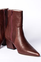 Load image into Gallery viewer, Penchant Boot | Currant Leather
