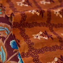 Load image into Gallery viewer, Claire Fitted Sheet | Linen | Queen
