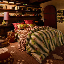 Load image into Gallery viewer, Dempsey Quilt Cover | Hunter Green | Linen

