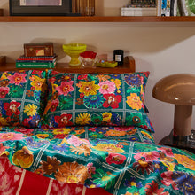 Load image into Gallery viewer, Ines Cotton Pillowcase Set | Verdant
