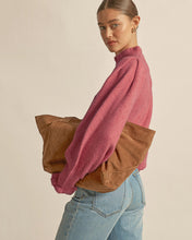 Load image into Gallery viewer, Ascent Knit | Camellia
