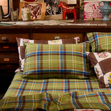 Load image into Gallery viewer, Frances Pillowcase Set | Moss | Linen
