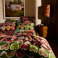 Load image into Gallery viewer, Loretta Cotton Pillowcase Set | Hunter Green
