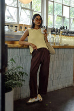 Load image into Gallery viewer, JESSIE Barrel Pant | Chocolate
