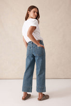 Load image into Gallery viewer, JUDE Jean | Wide Leg Crop | Mid Indigo

