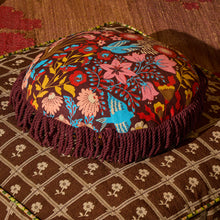 Load image into Gallery viewer, Sloane Round Cushion

