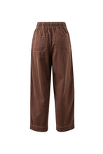 Load image into Gallery viewer, JESSIE Barrel Pant | Chocolate

