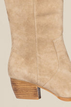 Load image into Gallery viewer, Territory Boot | Truffle Suede
