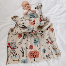 Load image into Gallery viewer, Maisie Mouse Baby Blanket
